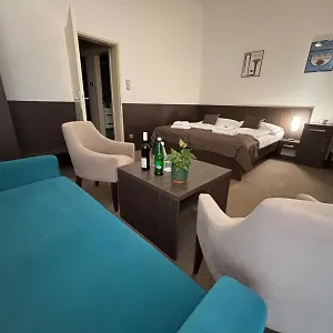 Apart Otel Embassy By Lh, Prag